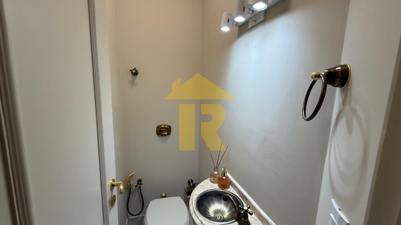 Casa de Condomínio com 3 quartos à venda, 250m² — foto 15 de 47