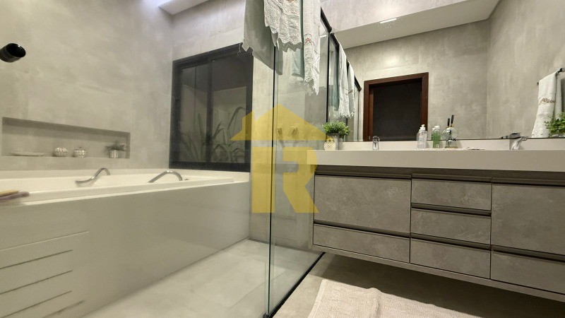 Casa de Condomínio com 3 quartos à venda, 250m² — foto 29 de 31