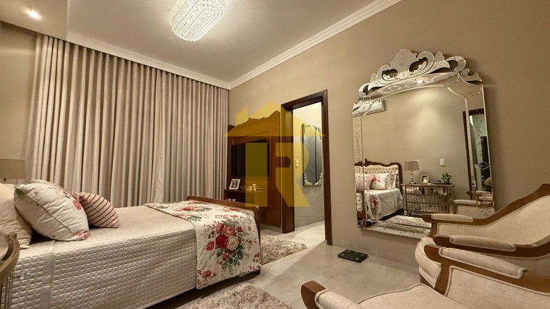 Casa de Condomínio com 3 quartos à venda, 250m² — foto 25 de 31