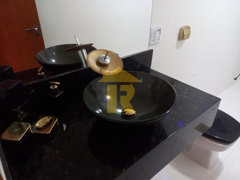 Apartamento com 3 quartos à venda, 121m² — foto 25 de 38