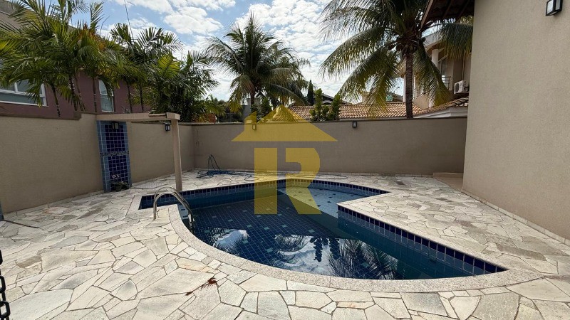 Casa de Condomínio com 3 quartos à venda, 250m² — foto 23 de 47