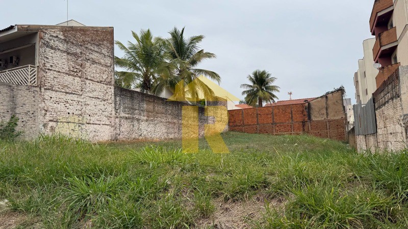 Terreno / Lote / Condomínio  à venda, 525m² — foto 3 de 10
