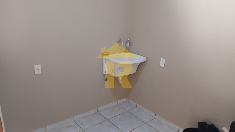 Casa com 3 quartos à venda e aluguel, 147m² — foto 15 de 28