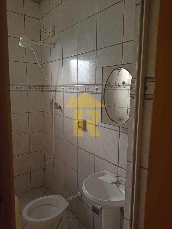 Casa com 3 quartos à venda, 200m² — foto 21 de 34