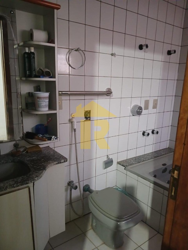 Casa com 3 quartos à venda, 367m² — foto 30 de 37