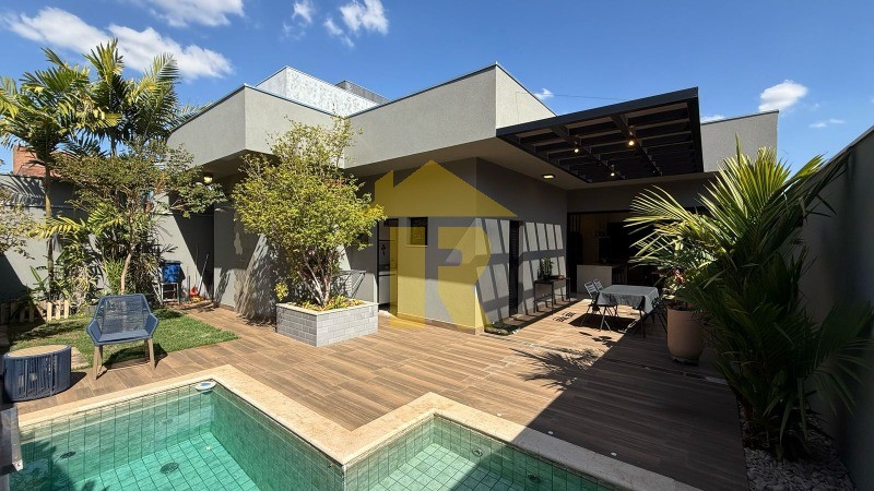 Casa de Condomínio com 3 quartos à venda, 200m² — foto 22 de 41