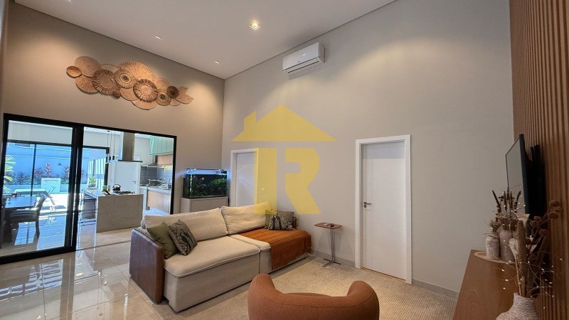 Casa de Condomínio com 3 quartos à venda, 200m² — foto 13 de 41