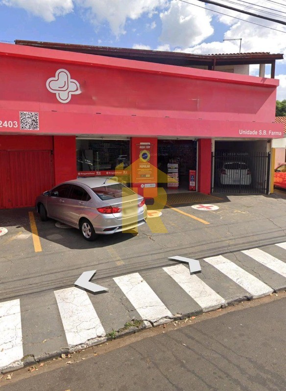 Casa com 3 quartos à venda, 367m² — foto 2 de 37