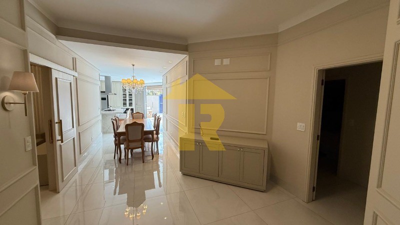 Casa de Condomínio com 3 quartos à venda, 250m² — foto 11 de 47
