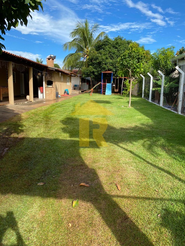 Casa de Condomínio com 5 quartos à venda, 250m² — foto 3 de 20