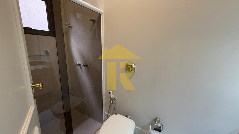 Casa de Condomínio com 3 quartos à venda, 250m² — foto 33 de 47