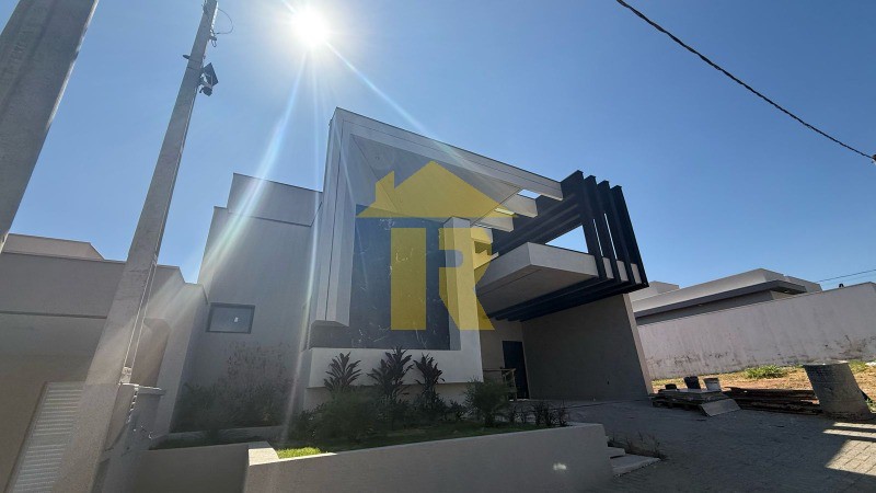 Casa de Condomínio com 3 quartos à venda, 160m² — foto 1 de 20