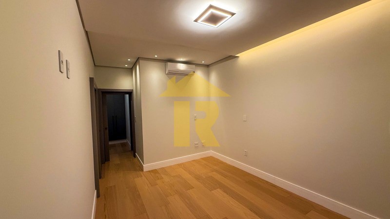 Casa de Condomínio com 4 quartos à venda, 570m² — foto 15 de 30