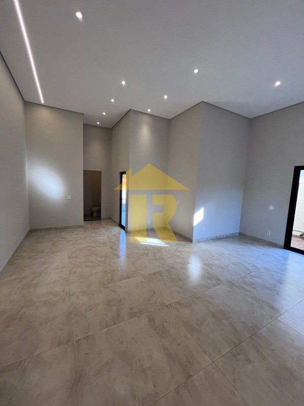 Casa de Condomínio com 3 quartos à venda, 193m² — foto 13 de 54