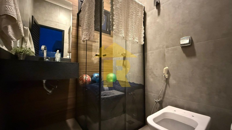 Casa de Condomínio com 3 quartos à venda, 250m² — foto 19 de 31