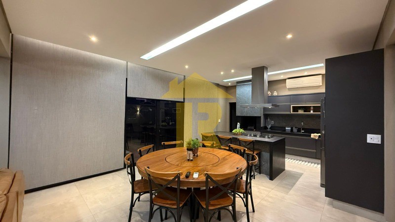 Casa de Condomínio com 3 quartos à venda, 250m² — foto 14 de 31