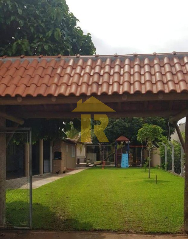 Casa de Condomínio com 5 quartos à venda, 250m² — foto 2 de 20