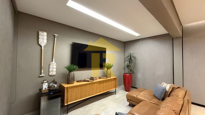 Casa de Condomínio com 3 quartos à venda, 250m² — foto 12 de 31