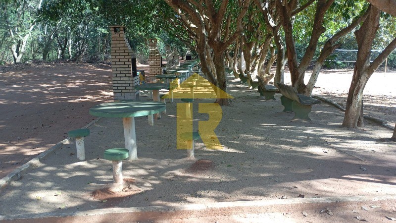 Casa de Condomínio com 5 quartos à venda, 250m² — foto 16 de 20