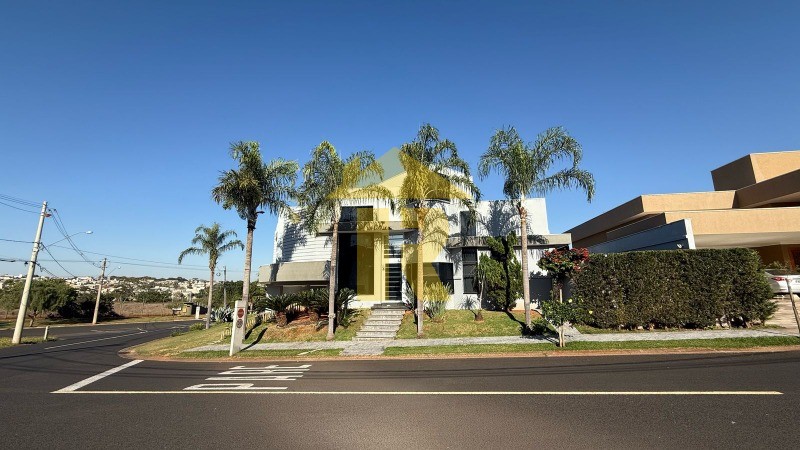 Casa de Condomínio com 3 quartos à venda, 314m² — foto 1 de 46