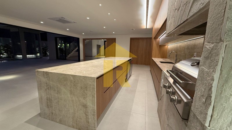 Casa de Condomínio com 4 quartos à venda, 570m² — foto 26 de 30
