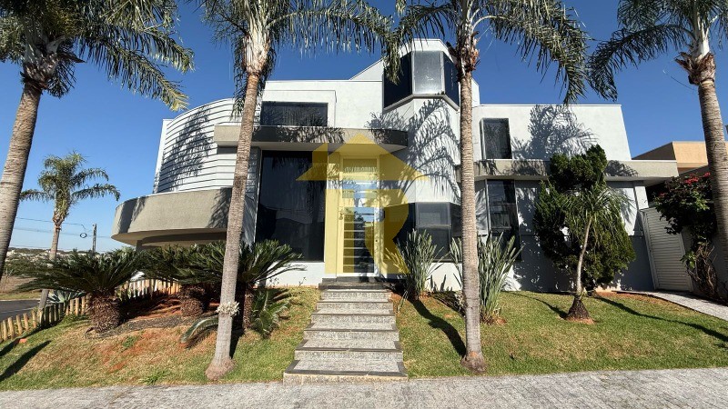 Casa de Condomínio com 3 quartos à venda, 314m² — foto 2 de 46