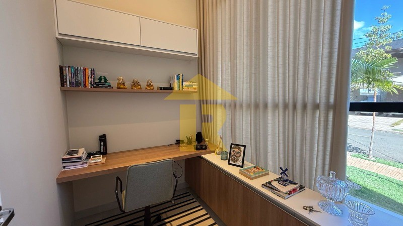 Casa de Condomínio com 3 quartos à venda, 200m² — foto 9 de 41