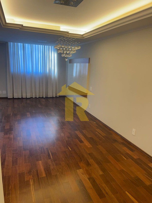 Apartamento com 3 quartos à venda, 135m² — foto 3 de 20