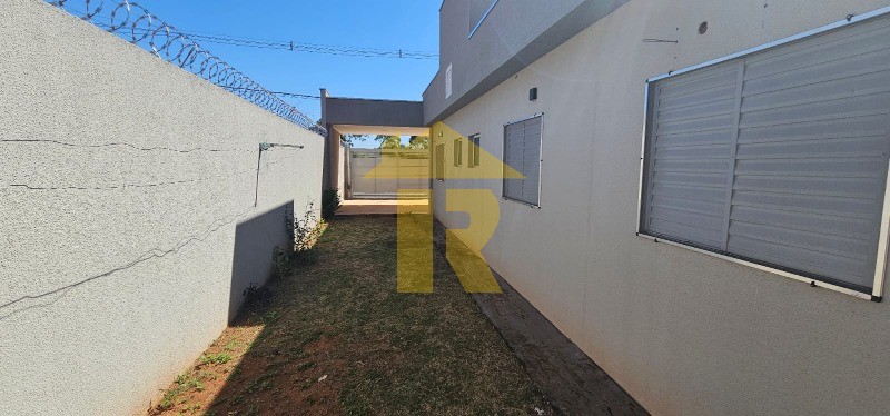 Casa com 3 quartos à venda e aluguel, 120m² — foto 18 de 32