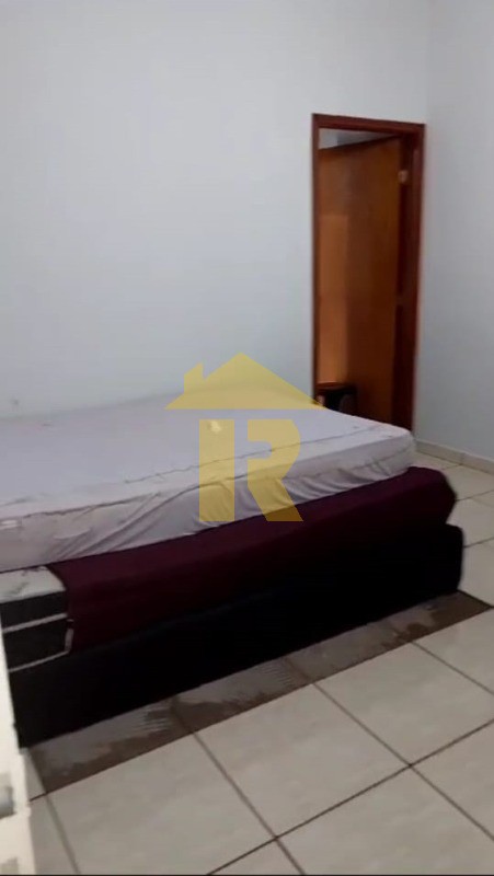 Casa de Condomínio com 5 quartos à venda, 250m² — foto 14 de 20