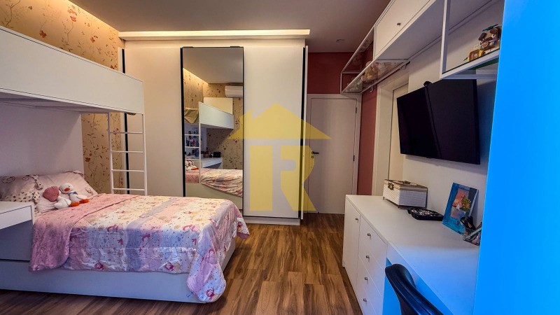 Casa de Condomínio com 4 quartos à venda — foto 18 de 23