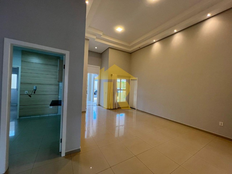 Casa de Condomínio com 3 quartos à venda, 220m² — foto 3 de 27