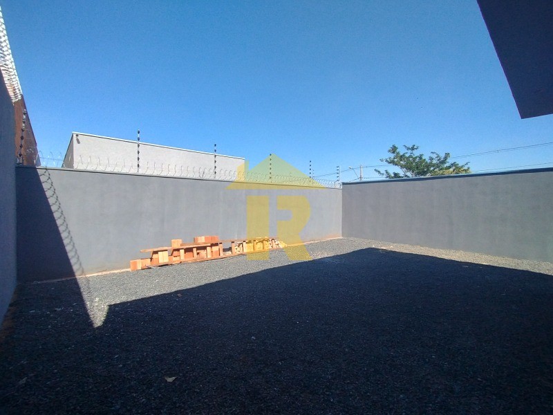 Casa com 2 quartos à venda, 75m² — foto 11 de 23