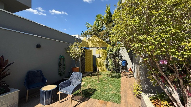 Casa de Condomínio com 3 quartos à venda, 200m² — foto 27 de 41