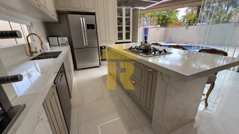 Casa de Condomínio com 3 quartos à venda, 250m² — foto 21 de 47