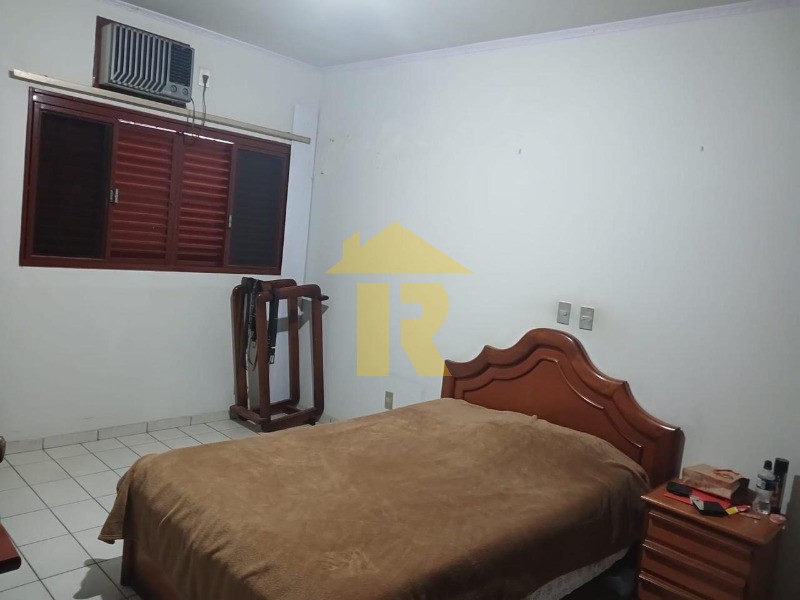 Casa com 3 quartos à venda, 367m² — foto 29 de 37