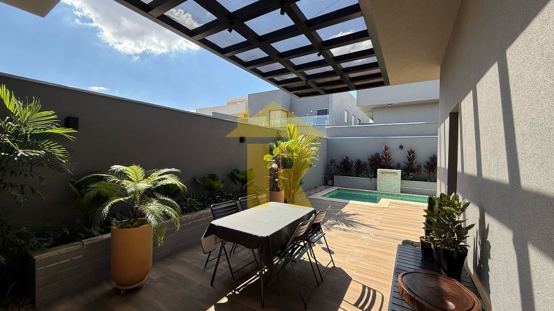 Casa de Condomínio com 3 quartos à venda, 200m² — foto 25 de 41