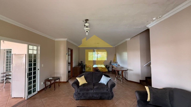 Casa de Condomínio com 4 quartos à venda, 315m² — foto 13 de 26