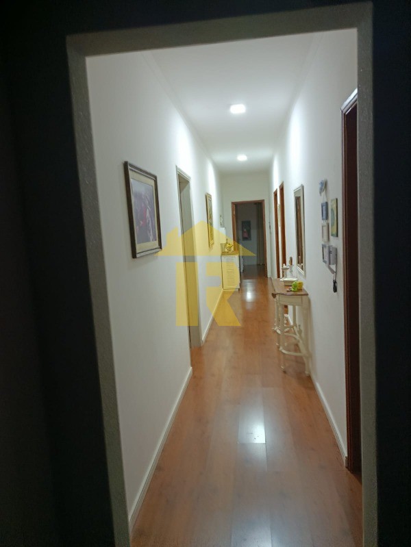 Casa com 3 quartos à venda, 186m² — foto 23 de 36