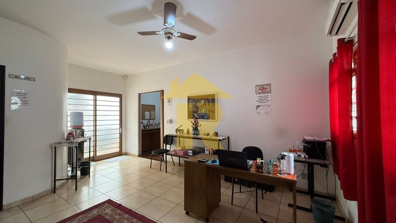 Casa com 3 quartos à venda, 305m² — foto 7 de 24