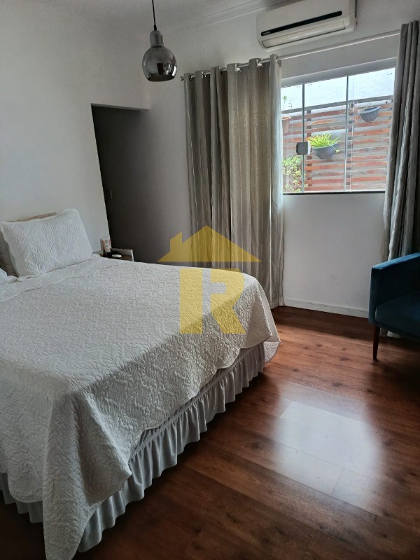 Casa com 3 quartos à venda, 186m² — foto 29 de 36