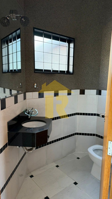 Casa com 3 quartos à venda, 196m² — foto 5 de 20