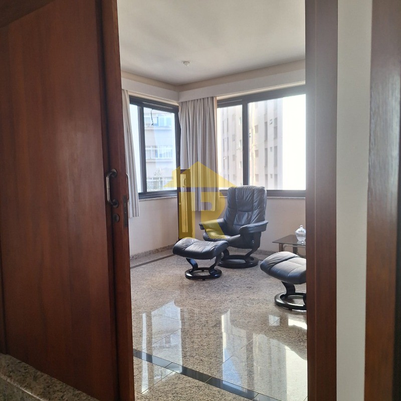 Apartamento com 4 quartos à venda, 255m² — foto 20 de 45