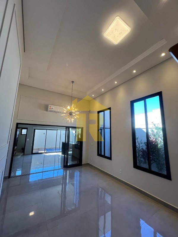 Casa de Condomínio com 3 quartos à venda, 156m² — foto 10 de 26