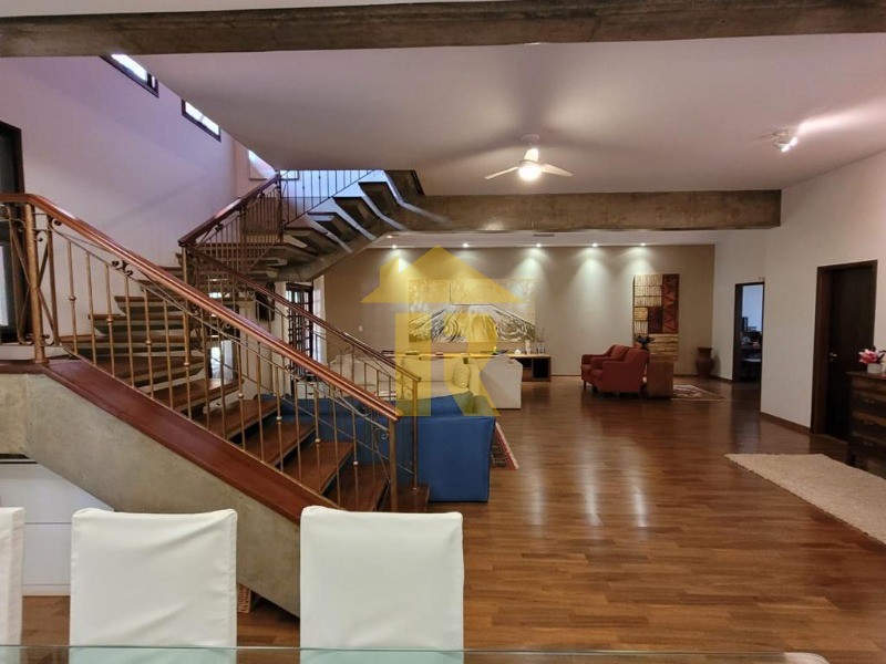 Casa de Condomínio com 4 quartos à venda, 450m² — foto 1 de 23