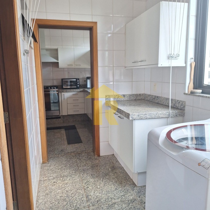 Apartamento com 4 quartos à venda, 255m² — foto 29 de 45