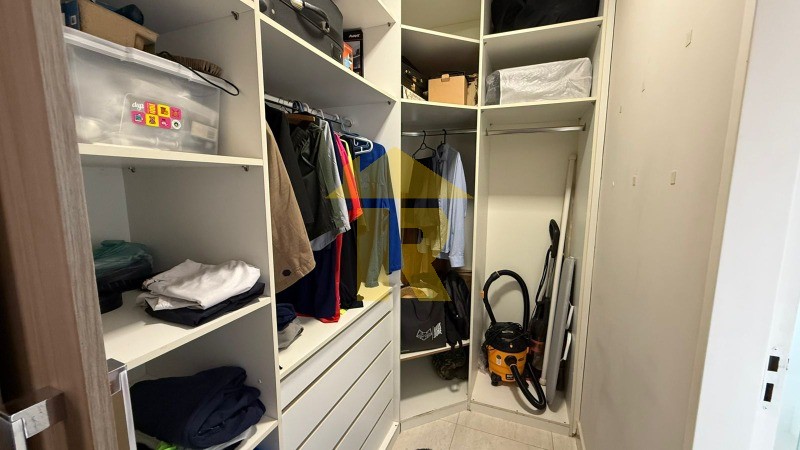 Casa de Condomínio com 3 quartos à venda, 200m² — foto 18 de 36