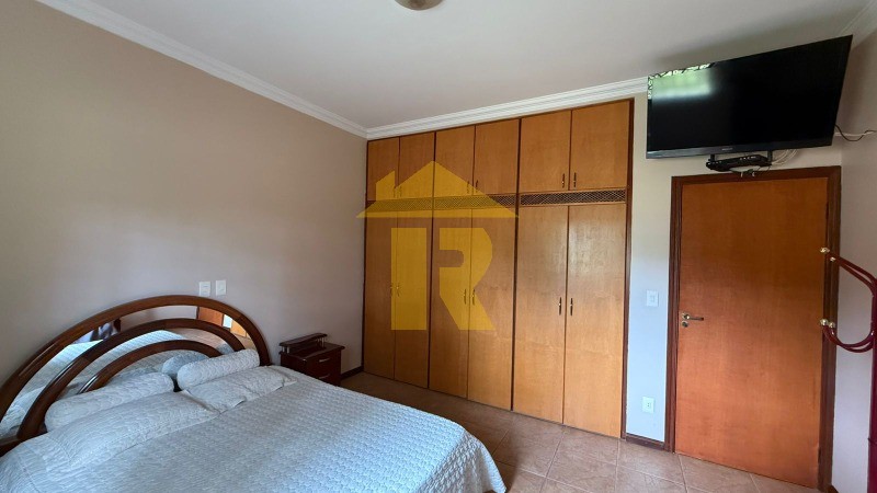 Casa de Condomínio com 4 quartos à venda, 315m² — foto 22 de 26