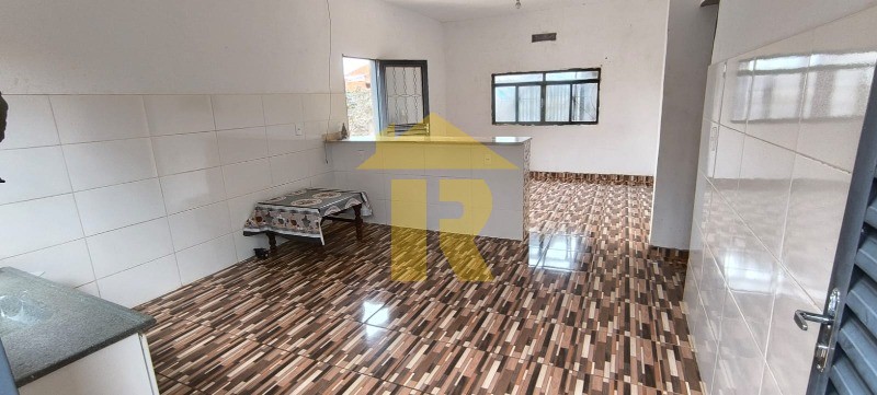 Casa com 2 quartos à venda, 60m² — foto 1 de 20