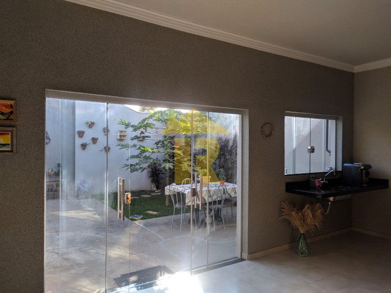 Casa com 3 quartos à venda, 186m² — foto 14 de 36